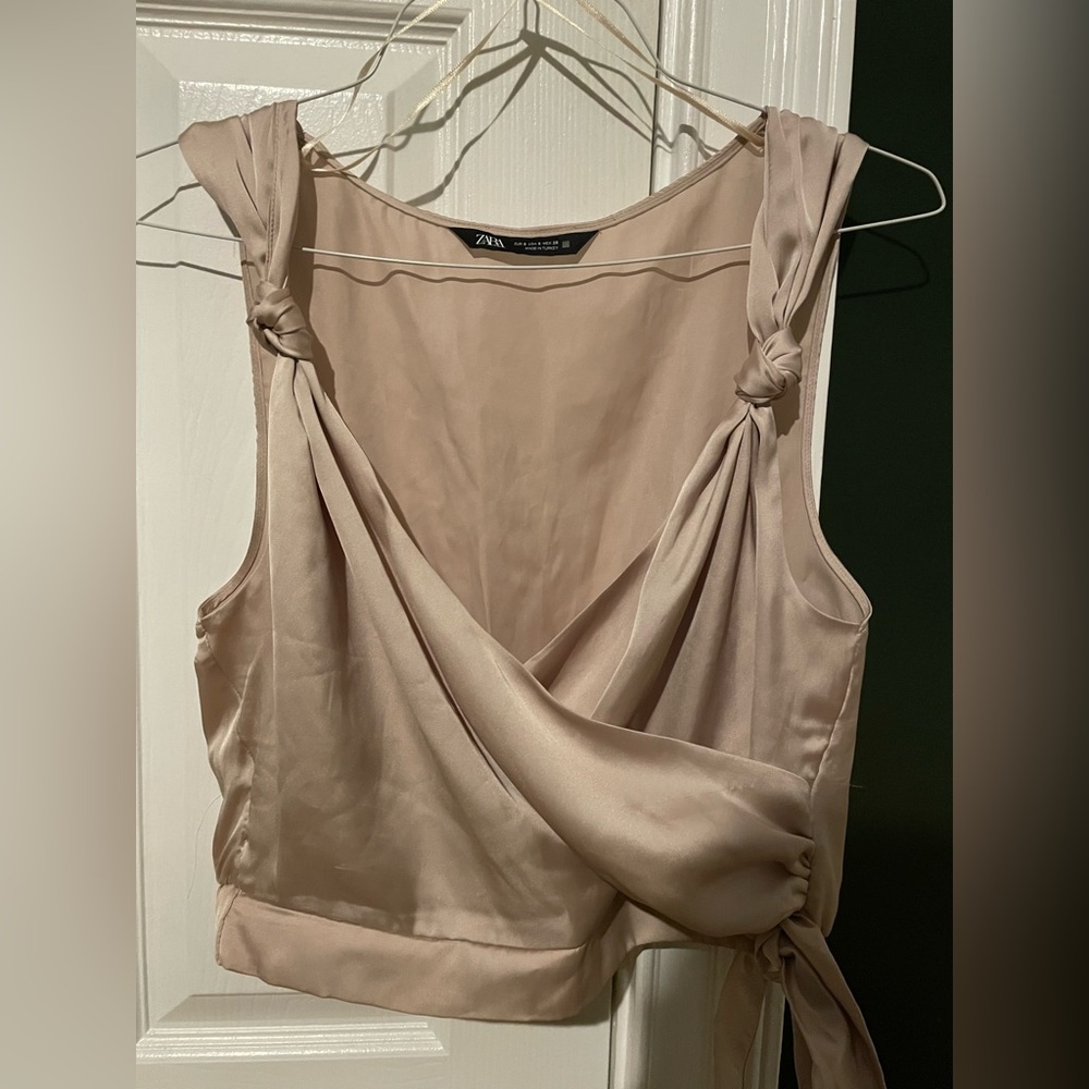 Super soft Zara crop top
